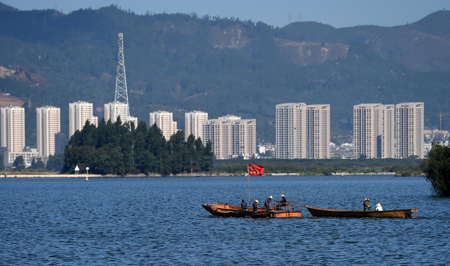 （治國理政新實踐）奮力鑄就大國民生改善新篇章——黨的十八大以來民生保障啟示