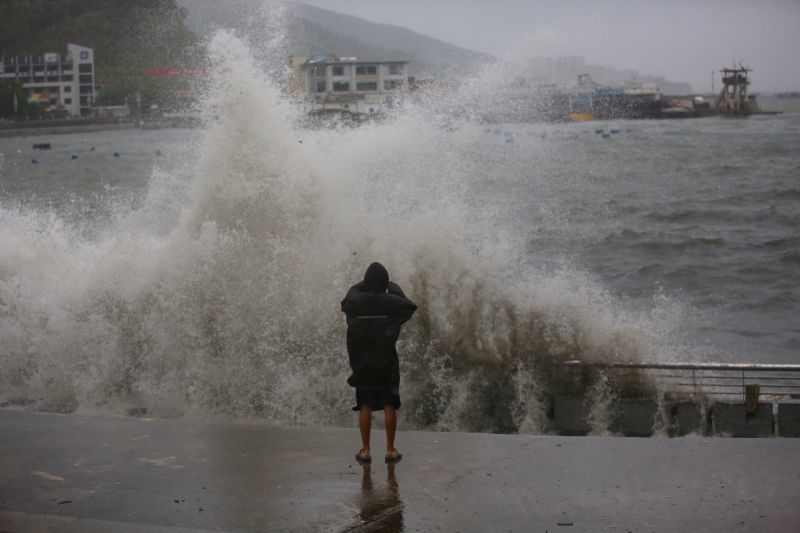 臺風“妮妲”登陸深圳 全市進入暴雨防御狀態(tài)