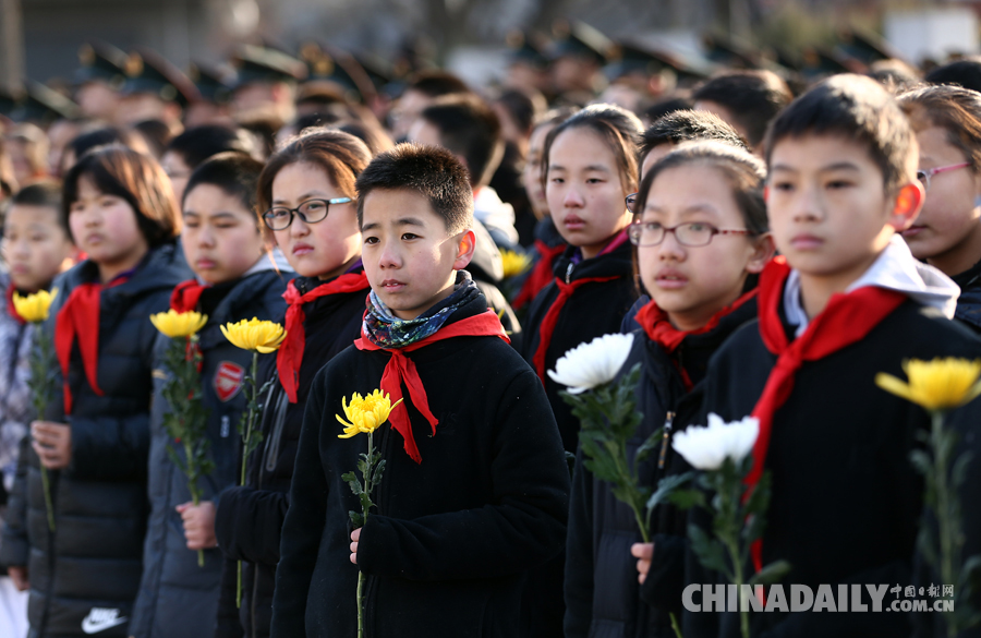 南京大屠殺死難者國家公祭日暨“丹青映史——侵華日軍南京大屠殺遇難同胞80周年祭藝術作品特展”