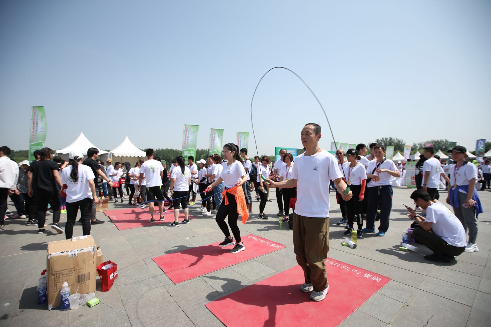 2018年全民營(yíng)養(yǎng)周啟動(dòng)儀式暨北京市全民健身與營(yíng)養(yǎng)社區(qū)行啟動(dòng)