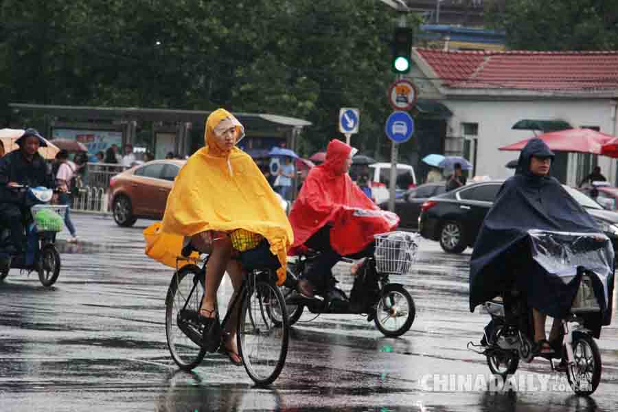 北京暴雨黃色預(yù)警繼續(xù) 局地暴雨