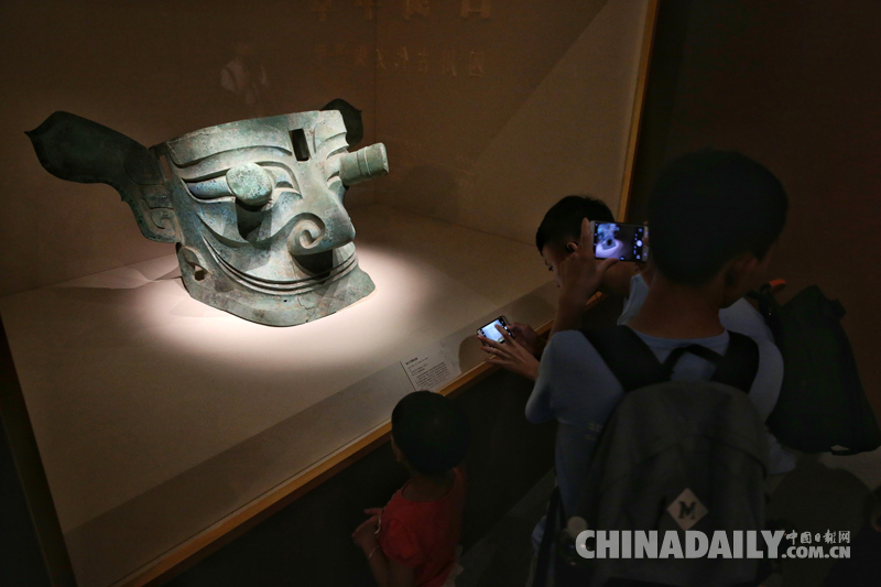 “古蜀華章——四川古代文物菁華”展亮相國博