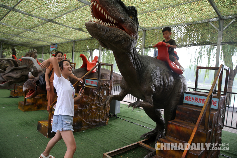 北京陶然亭公園舉辦恐龍文化展